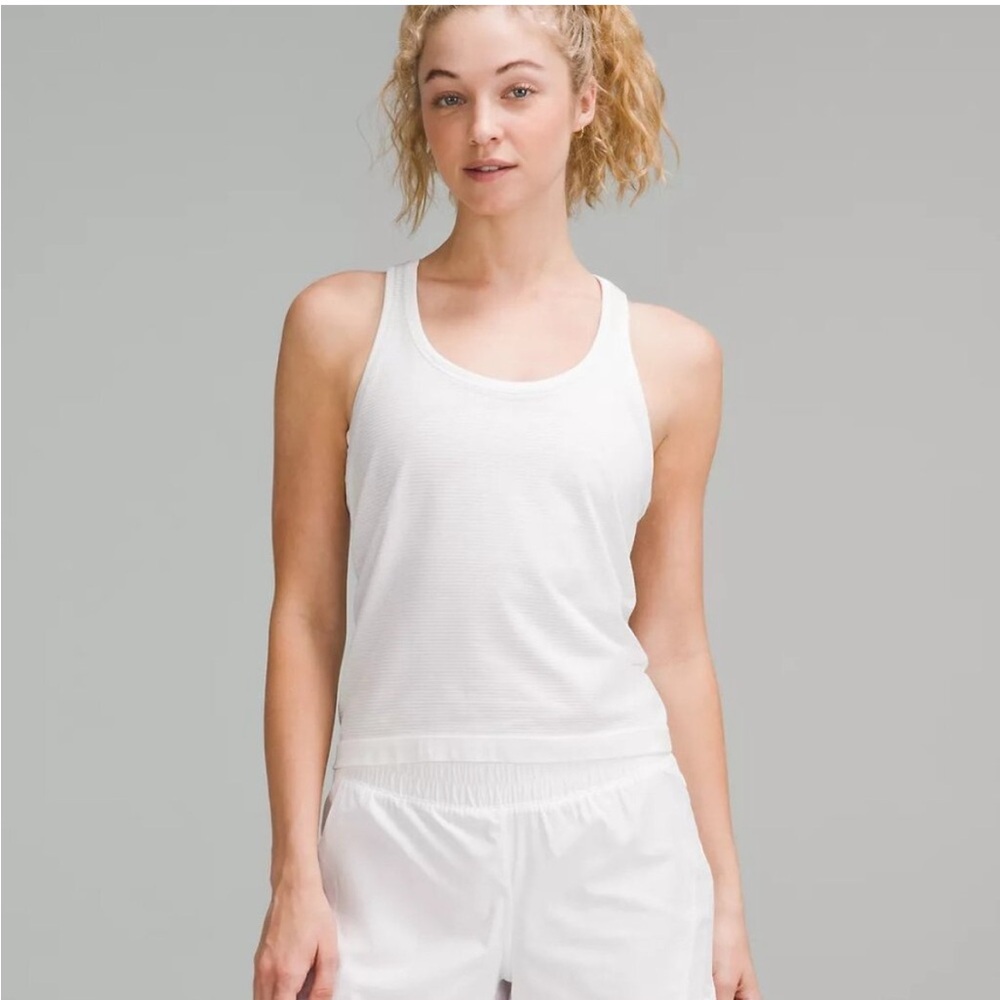 Lululemon Swiftly Tech Racerback
Tank Top 2.0